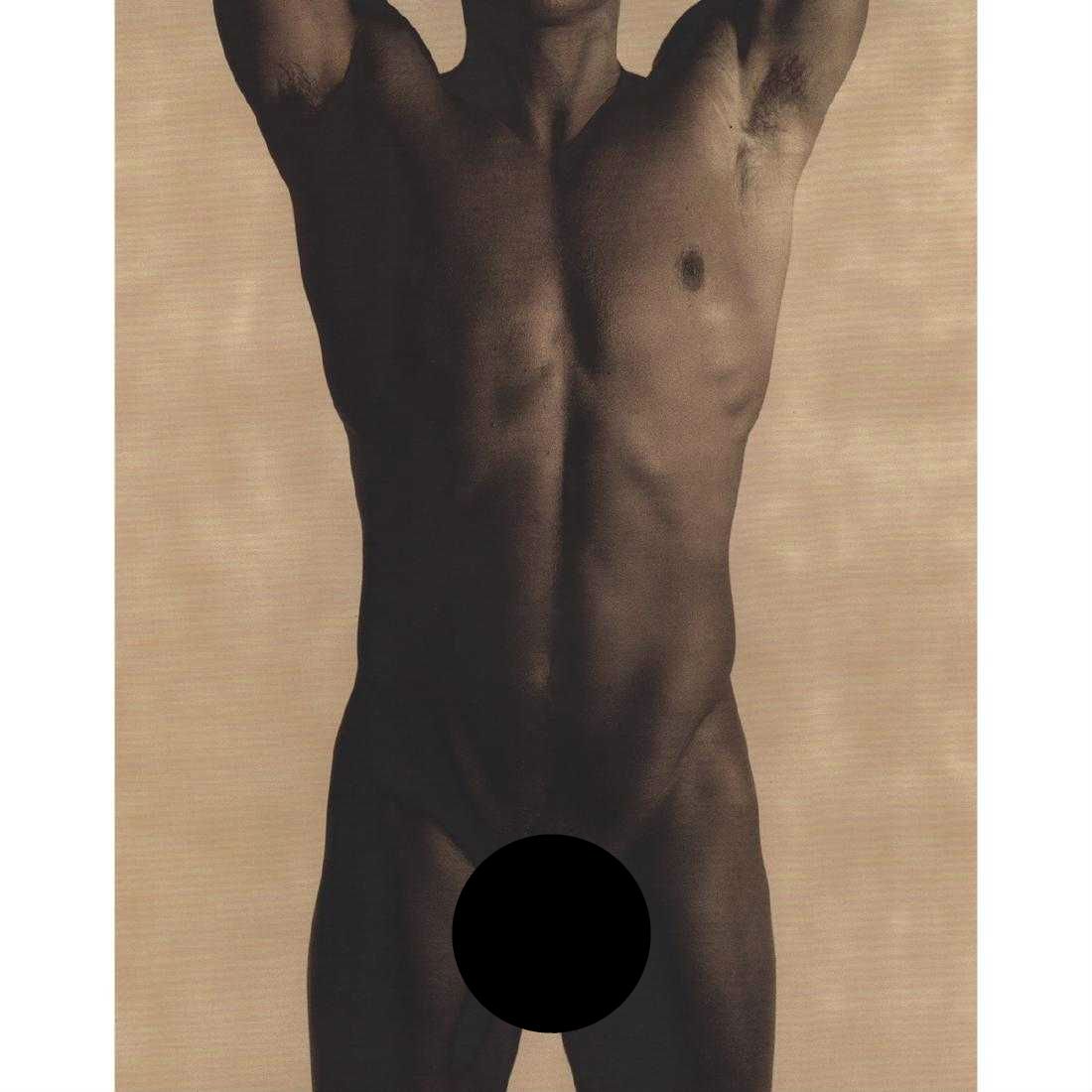 KARL LAGERFELD - Stuart (1 of 2)