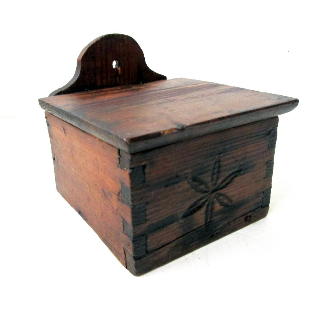 18thC Lidded Wall Box (1 of 7)