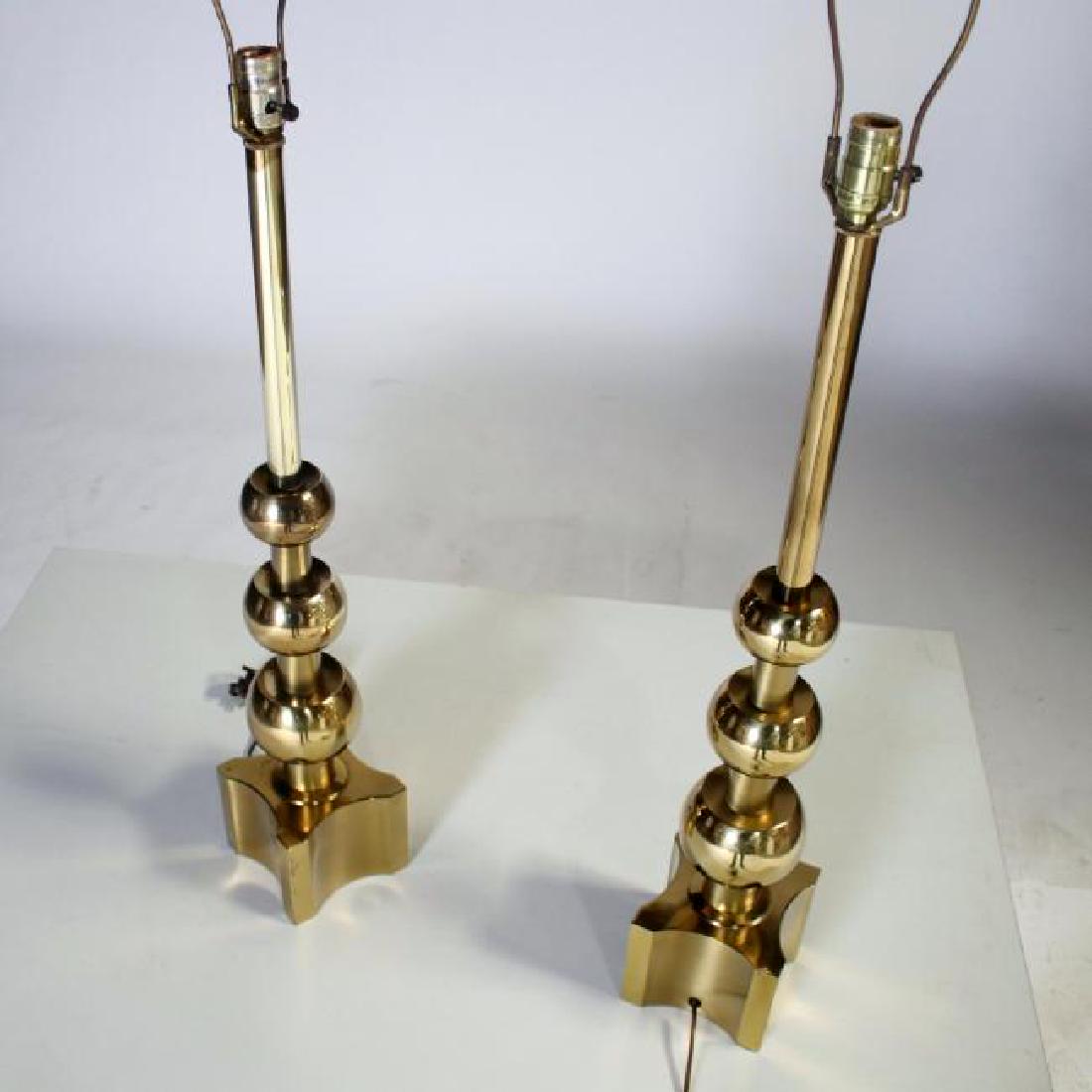 PAIR OF BRASS STACKED ORB TABLES LAMPS BY STIFFEL (1 of 6)