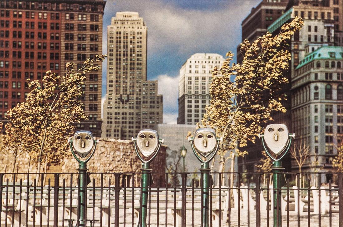 ERNST HAAS - Binoculars, Battery Park, 1952 (1 of 1)