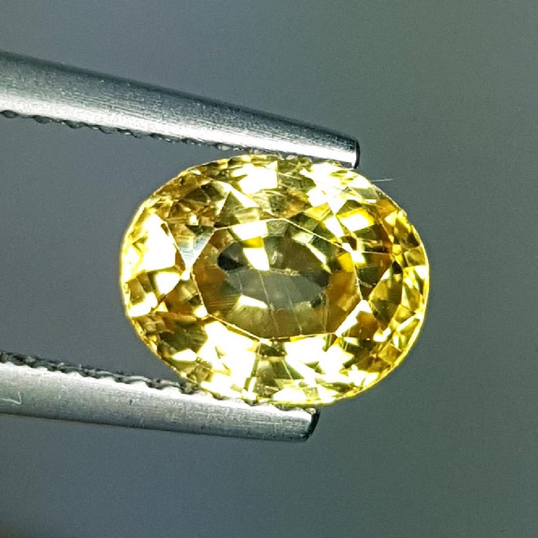 2.58 ct Fantastic Gem Oval Cut Natural Golden Zircon: No Reserve! Item: 2.58 ct Fantastic Gem Oval Cut Natural Golden Zircon Color/Clarity: VVS Loose gemstone Carat Weight: 2.58 Size/Dimensions: 8.20 x 6.60 x 4.70 Oval - Cambodia Shipping: Domestic: Flat
