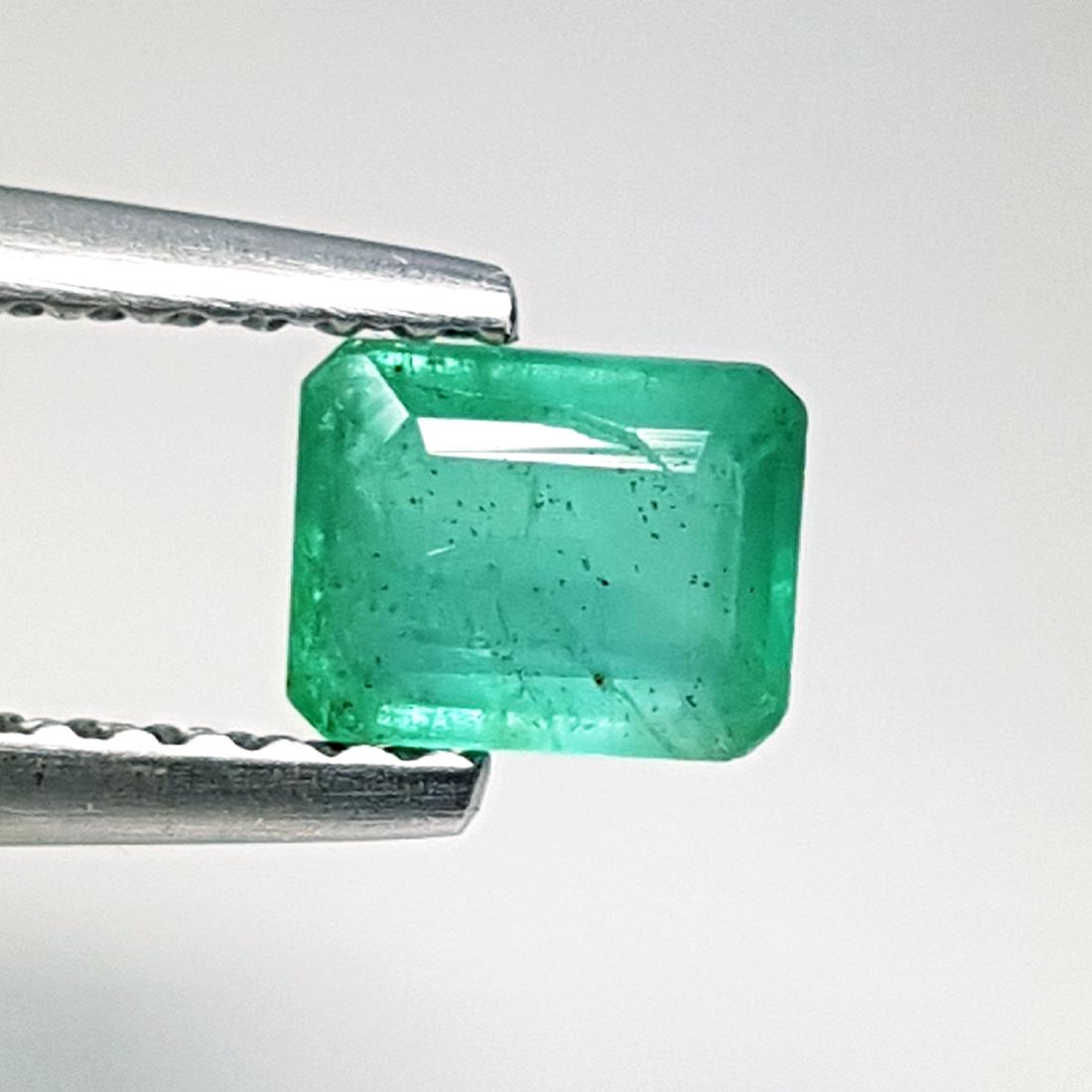 0.70 ct Exclusive Gem Natural Emerald (1 of 4)