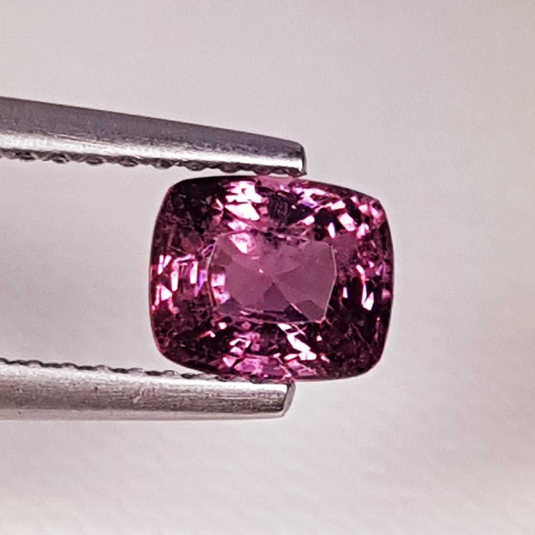 1.02 ct Top Grade Gem Natural Spinel (1 of 4)
