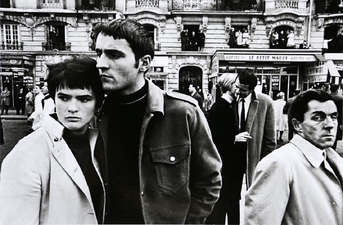 WILLIAM KLEIN - Paris, 11 November 1968 (1 of 1)
