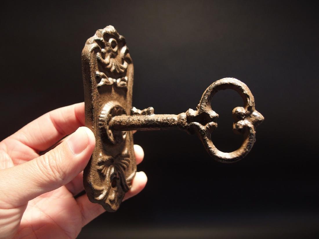Cast Iron Key Wall Hook Knob Coat Hanger (1 of 12)