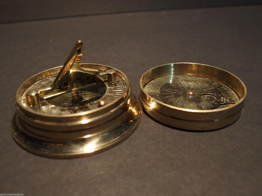 Brass Wing Sundial w Lid Pocket Watch Compass (1 of 7)
