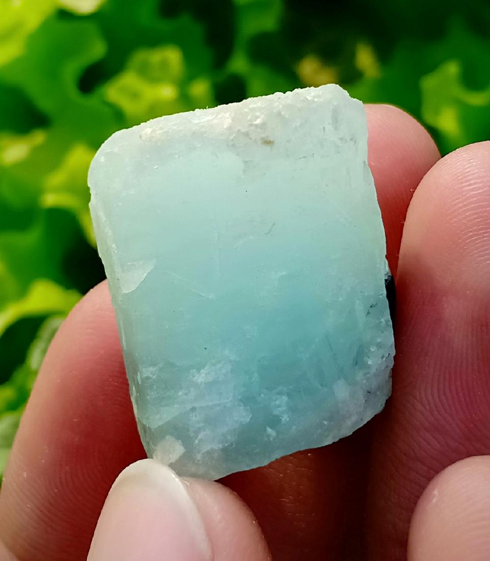 97 Carat Beautiful Natural Aquamarine Crystal: Title: 97 Carat Beautiful Natural Aquamarine Crystal Treatment: Natural Gemstone: Aquamarine Weight: 97 Carat Size/Dimensions: 25x20x19 mm Origin: Pakistan Reserve: $15.00 Shipping: Domestic: Flat-rat