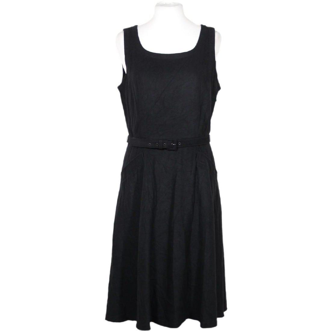 Max Mara SPORTMAX Black Viscose Sleeveless SKATER DRESS: Max Mara SPORTMAX Black Viscose Sleeveless SKATER DRESS w/ BELT Size I Small Material: Viscose & Polyester - Color / Effect: Black- Side zip closure - Size: I - SMALL (The size shown for this item is