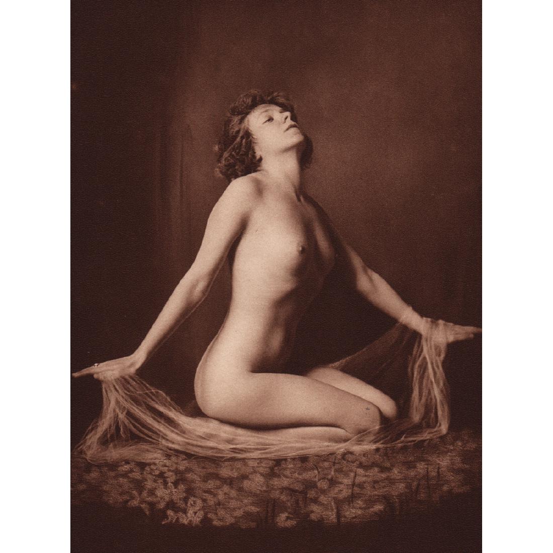 HERMANN SCHIEBERTH - Nude: Artist: HERMANN SCHIEBERTH Print Title: Nude Medium: Sheet-fed Gravure Printing Date: 1920's Printed in Germany Image Size: 6 X 8 inches Reserve: $30.00 Shipping: Domestic: Flat-rate of $15.00 to anyw