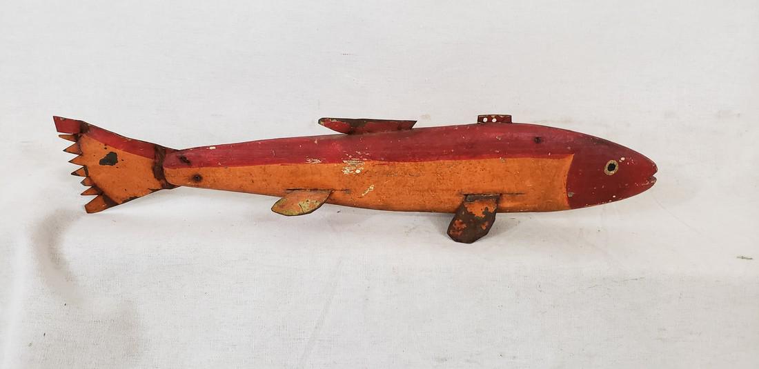 Large and early midwestern fish decoy ca 1920's (1 of 4)