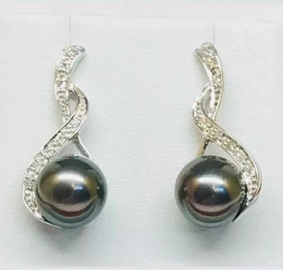 CERTIFIED $1,280 Diamond & Large Tahitian PEARL 8.75 mm: Certificate#201810548 WG This is a Certified Authentic Diamond and LARGE 9.85-9.75 MM appx Tahitian Saltwater Pearl 14KT Solid Gold Earrings with a total weight of 4.518 grams. Nothing says, “I Love