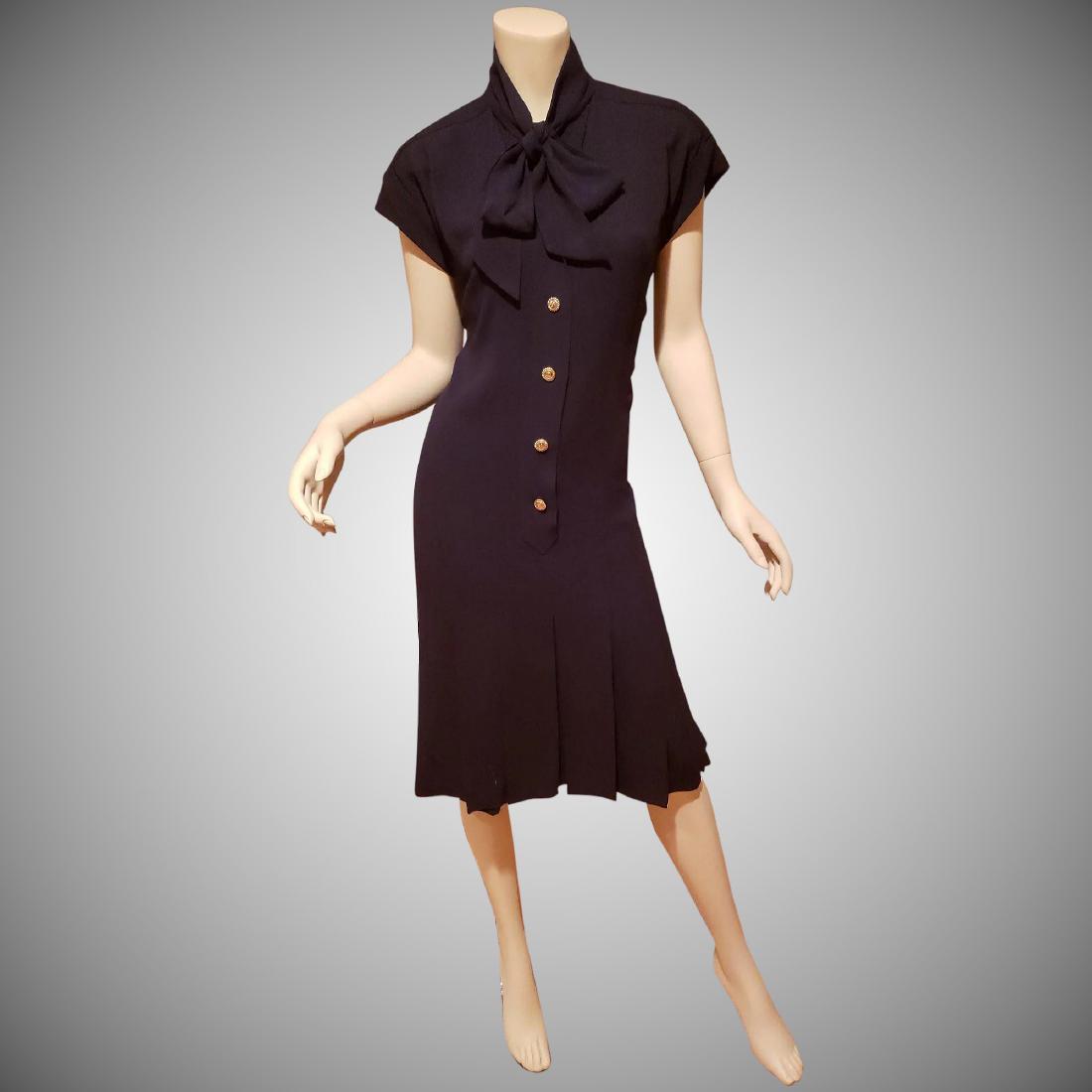 Vtg CHANEL BOUTIQUE Paris, Navy classic chic dress gold (1 of 9)