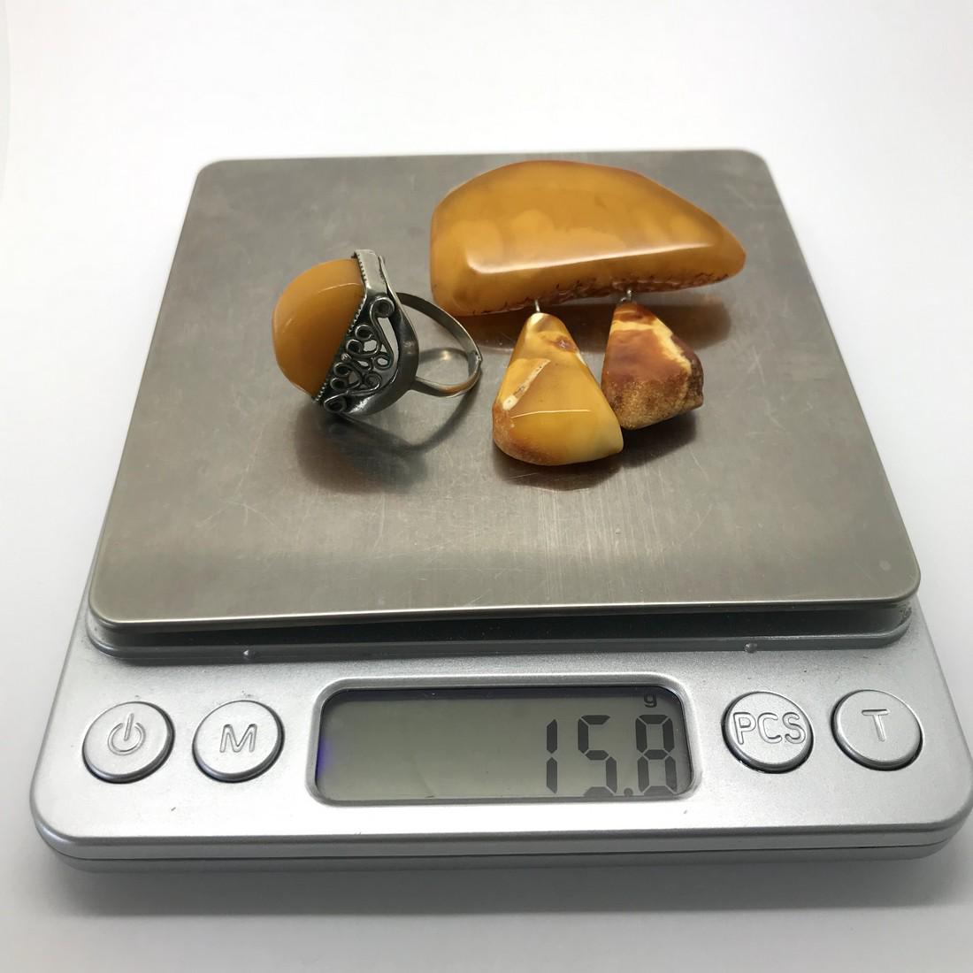 Antique brooch and ring with natural Baltic Amber: Item: Antique brooch and ring with natural Baltic Amber Metal: silver Weight: 15.8 grams Size: Brooch measurements: three amber pieces in size 46x23 mm, 24x13 mm, 25x18 mm, total size: 47x54 mm; brass