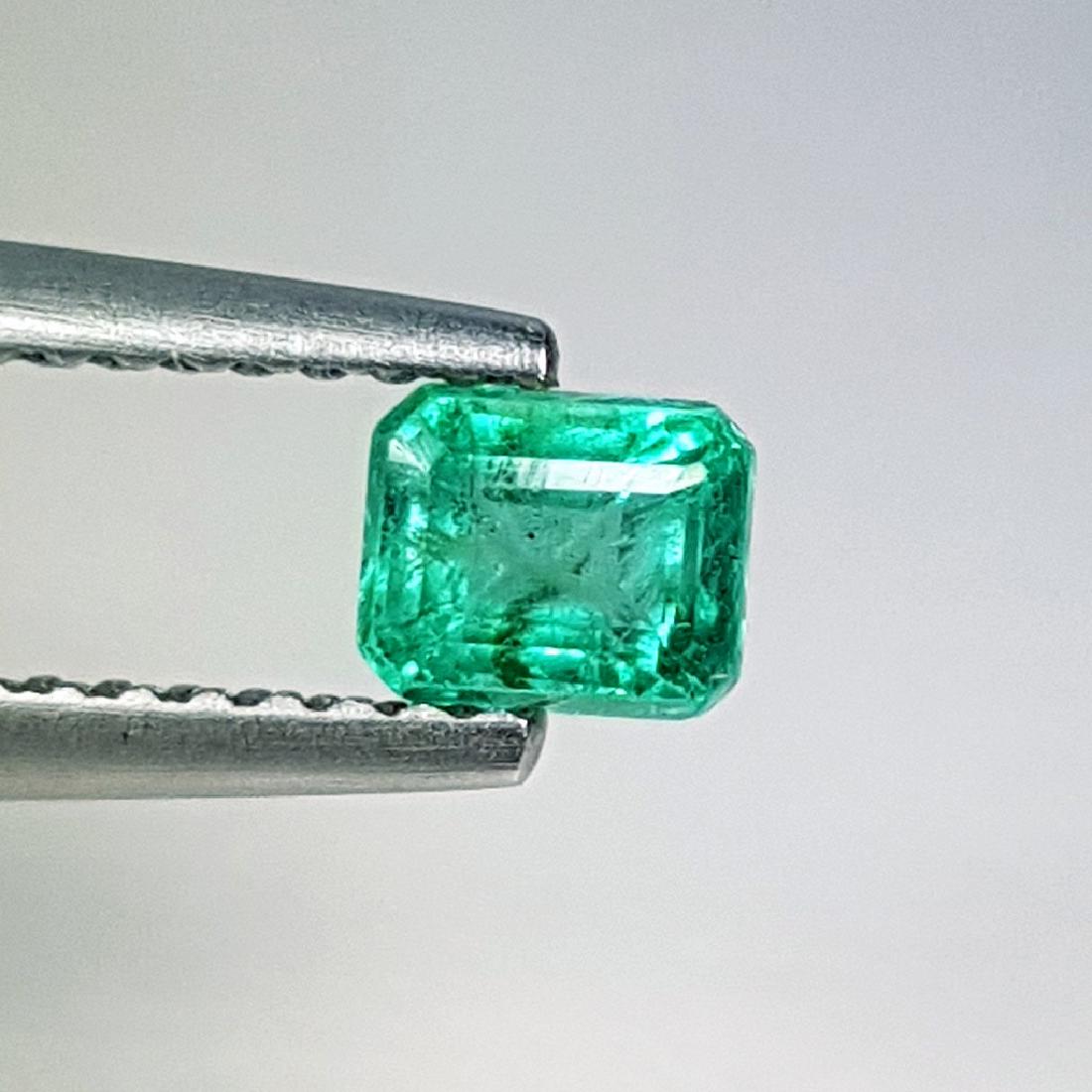 0.50 ct Marvelous Gem Natural Emerald (1 of 4)
