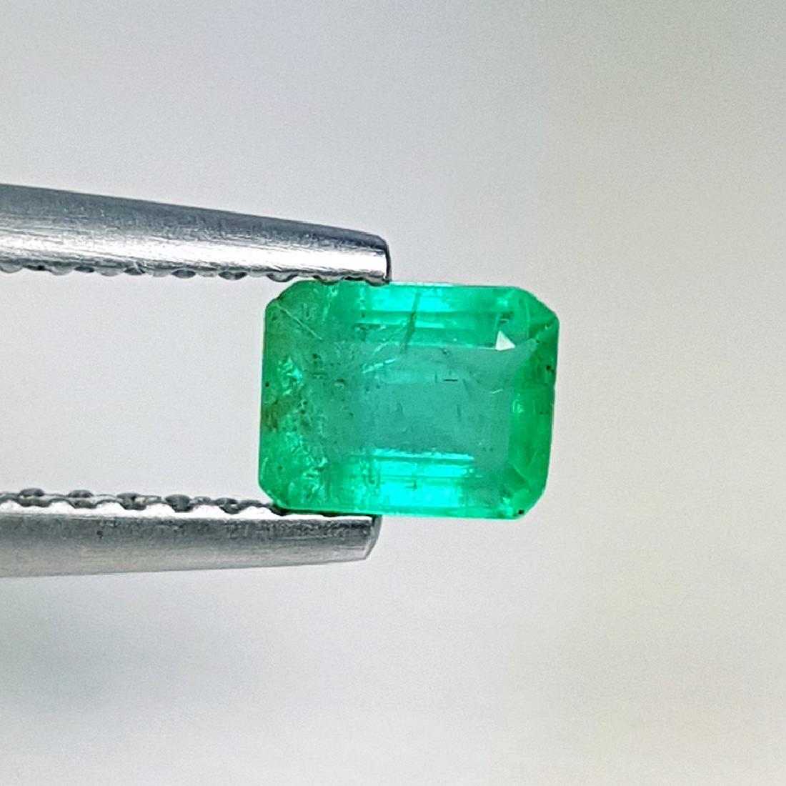 0.58 ct Exclusive Gem Natural Emerald (1 of 4)