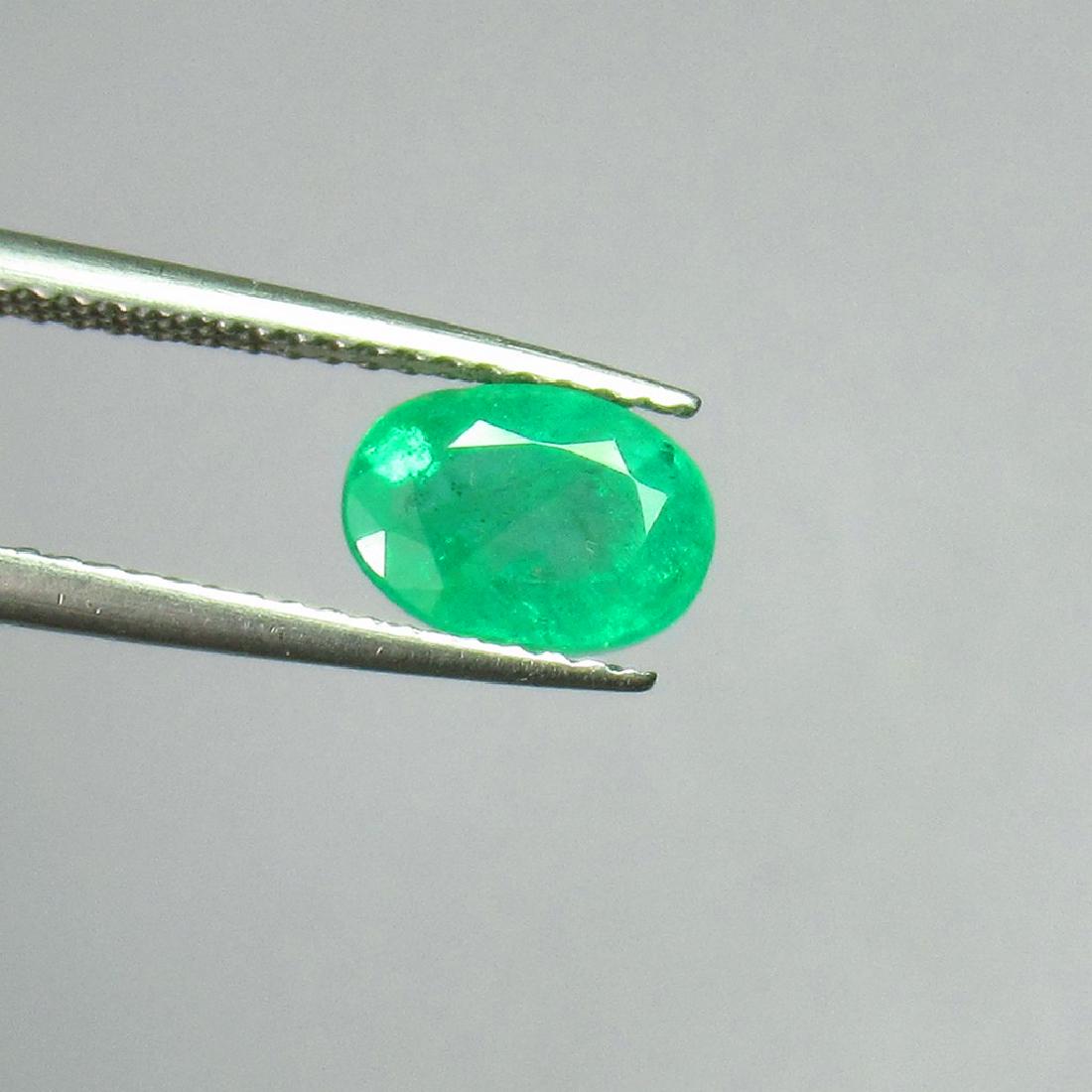 1.45 Ct Genuine Zambian Emerald Oval Cut (1 of 2)