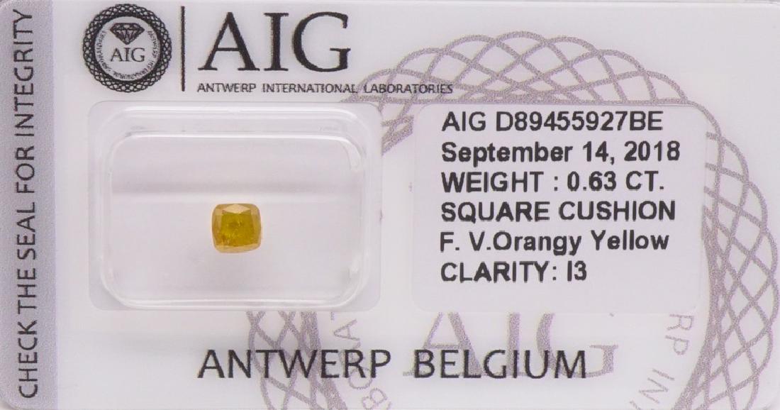 No Reserve 0.63 CTS Certified Natural Fancy Vivid (1 of 10)