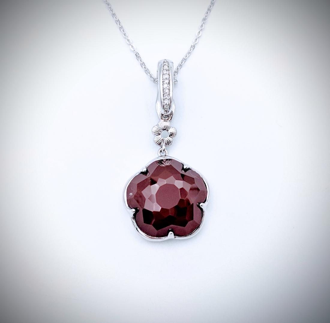 925 SS Necklace w Diamonds & Carnelian Pendant: Reserve Reduced! Title: 925 SS Necklace w Diamonds & Carnelian Pendant Brand: Jean Lin Collection Metal Purity: 925 Sterling Silver Gemstones: Diamonds & Carnelian Carat Weights: Pendant has 1 Carneli
