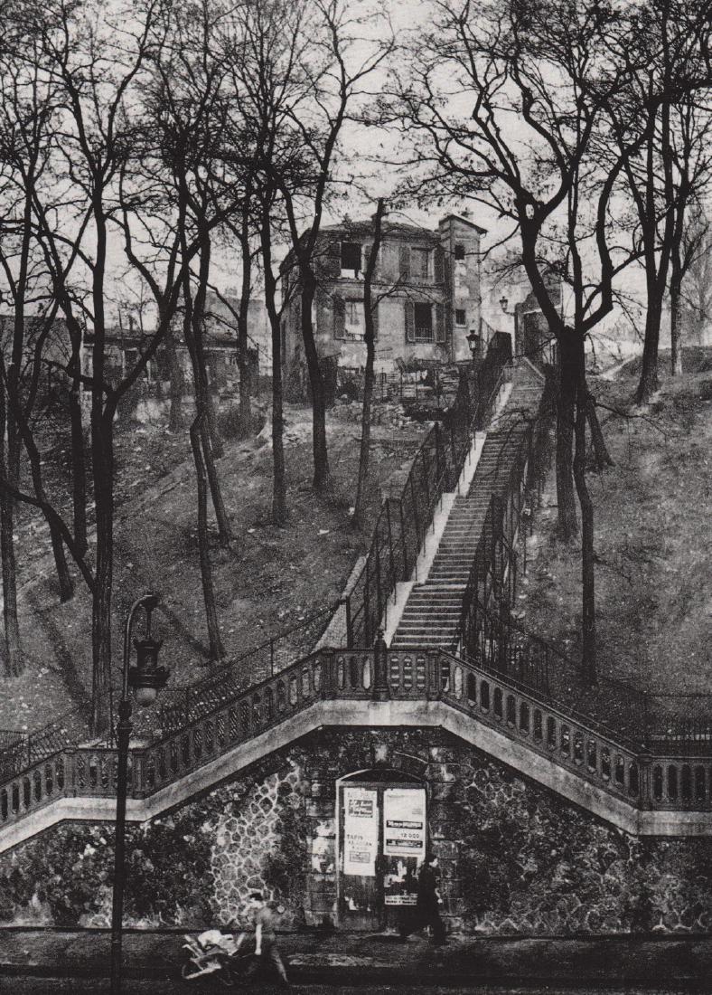 WILLY RONIS - Rue des Cascades, 1948: Artist: WILLY RONIS Print Title: Rue des Cascades, 1948 Printing Date: 1980’s Medium: Photo-lithograph Printed in: ITALY Image Size: approx. 10 x 7” Reserve: $25.00 Shipping: Domestic: Flat-rate