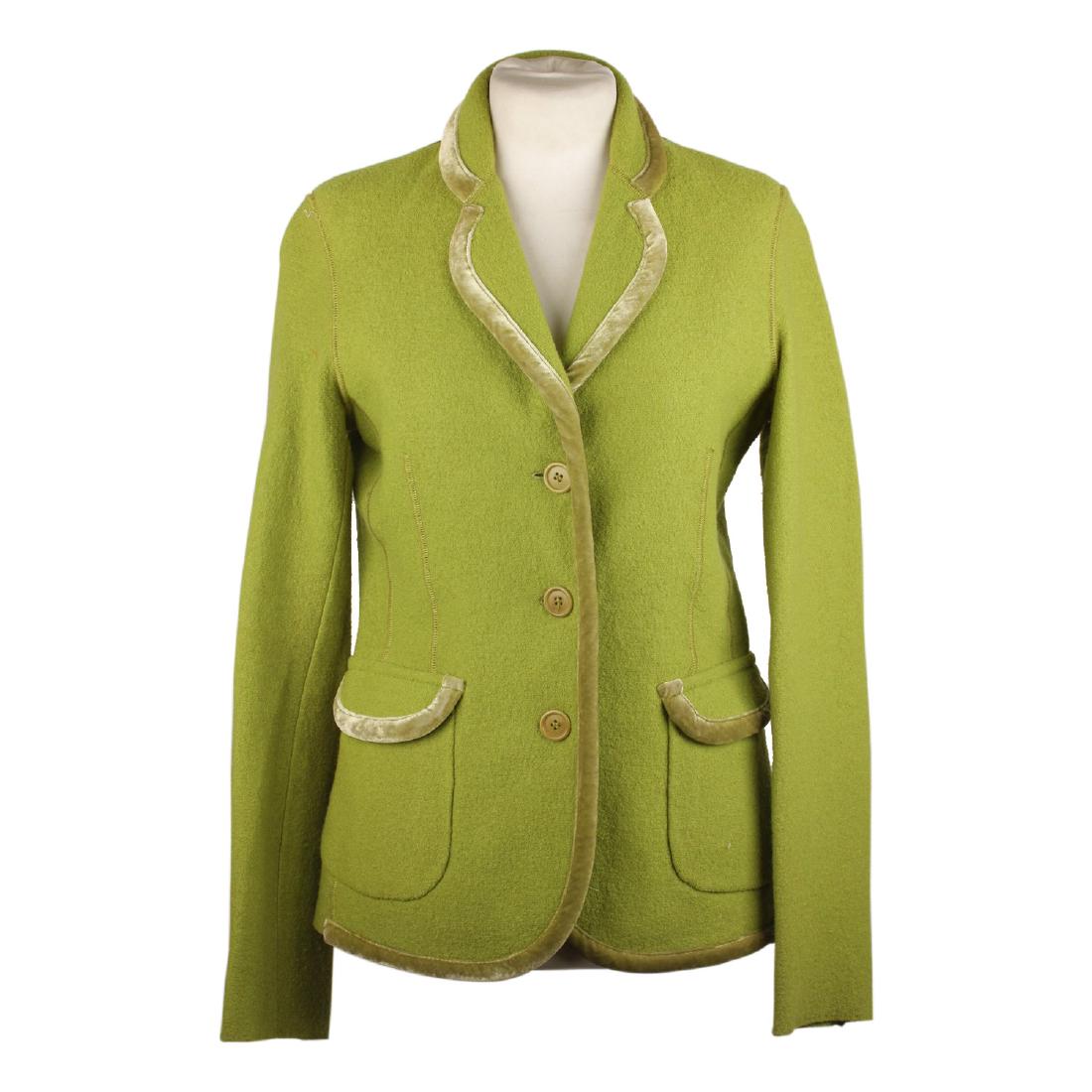 Aspesi Blazer Jacket with Velvet Trim Size 42: Brand: Aspesi Title: Aspesi Blazer Jacket with Velvet Trim Size 42 MATERIAL: Wool COLOR: Green MODEL: Blazer GENDER: Women SIZE: Small COUNTRY OF MANUFACTURE: Italy Condition CONDITION DETAILS: A :EXC