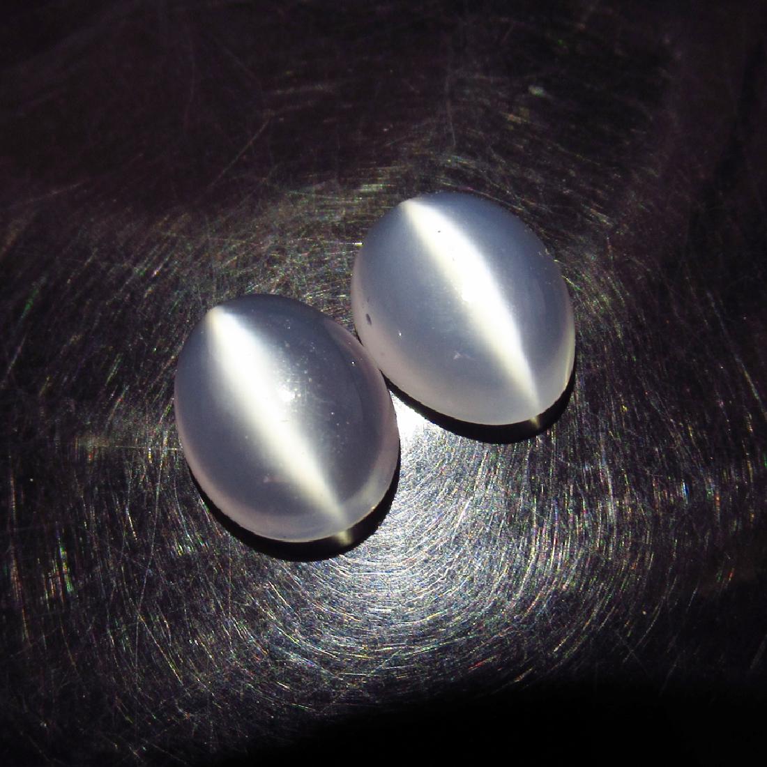 4.44 Ct Genuine White Moonstone Catseye Oval Pair (1 of 4)