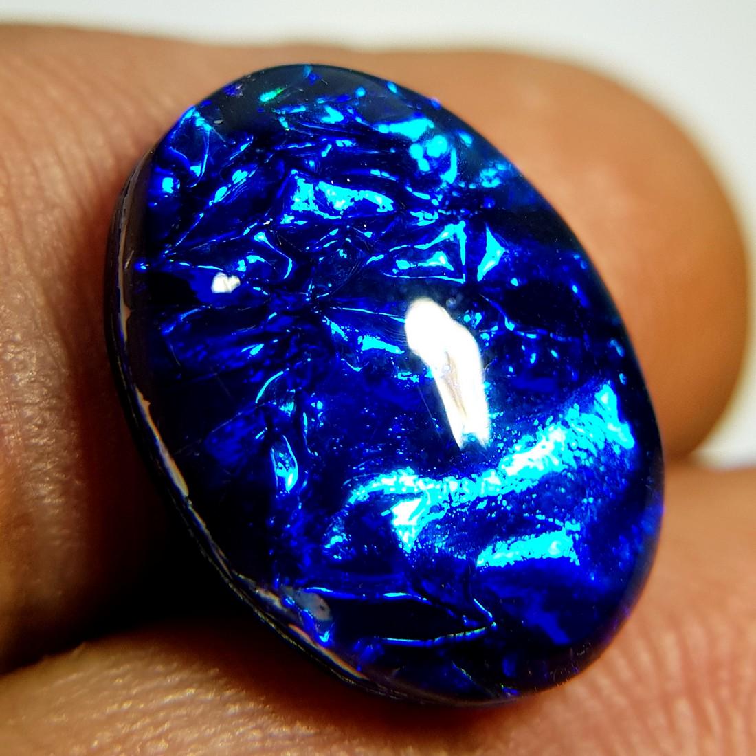 8.02 ct Australian Doublet Opal (1 of 5)