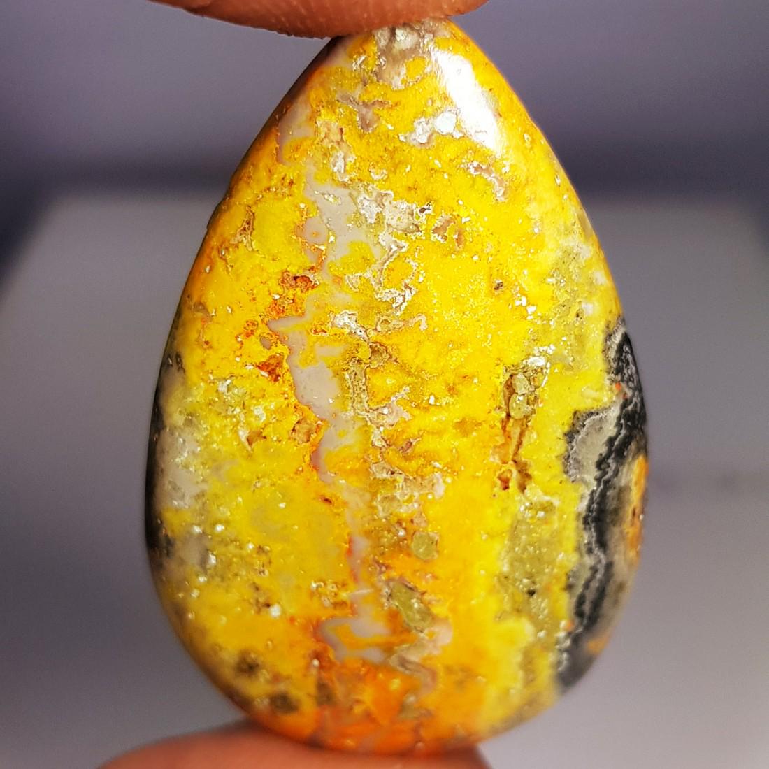 31.13 ct Natural Bumble Bee Jasper (1 of 4)