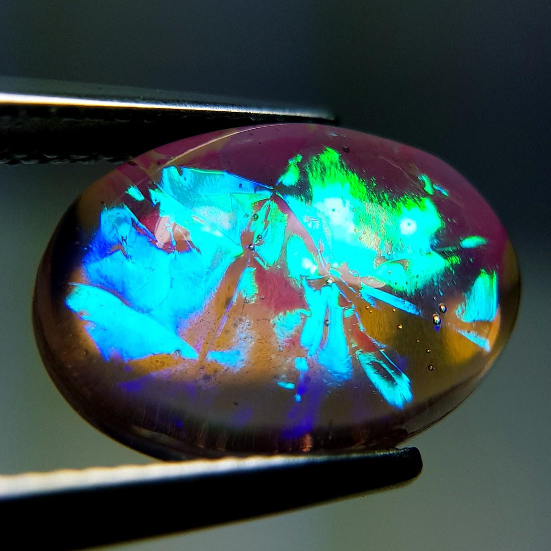 5.97 ct Australian Doublet Opal (1 of 5)