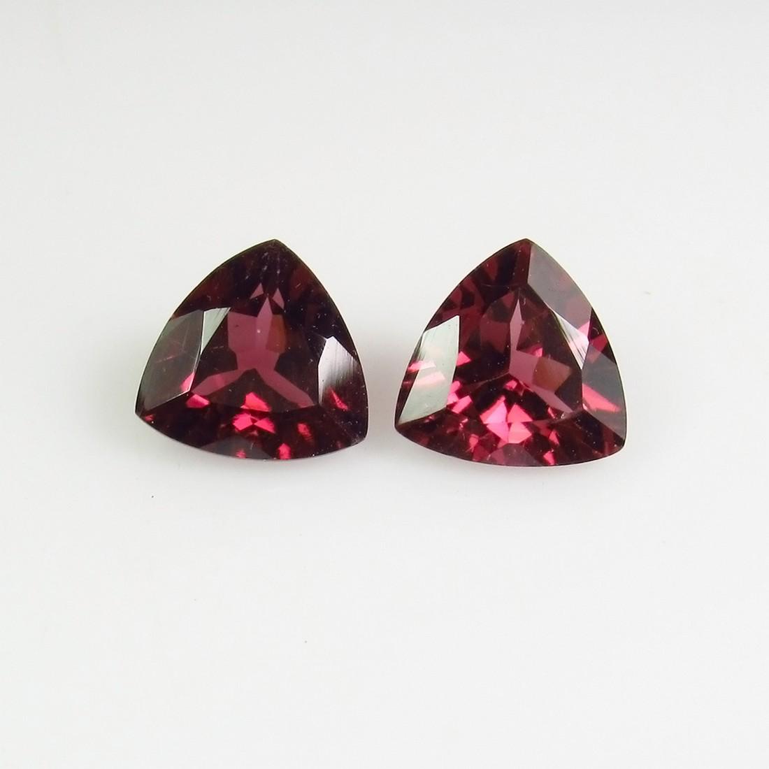 2.59 Ct Genuine Pink Rhodolite Garnet 7X7 mm Trillion (1 of 2)