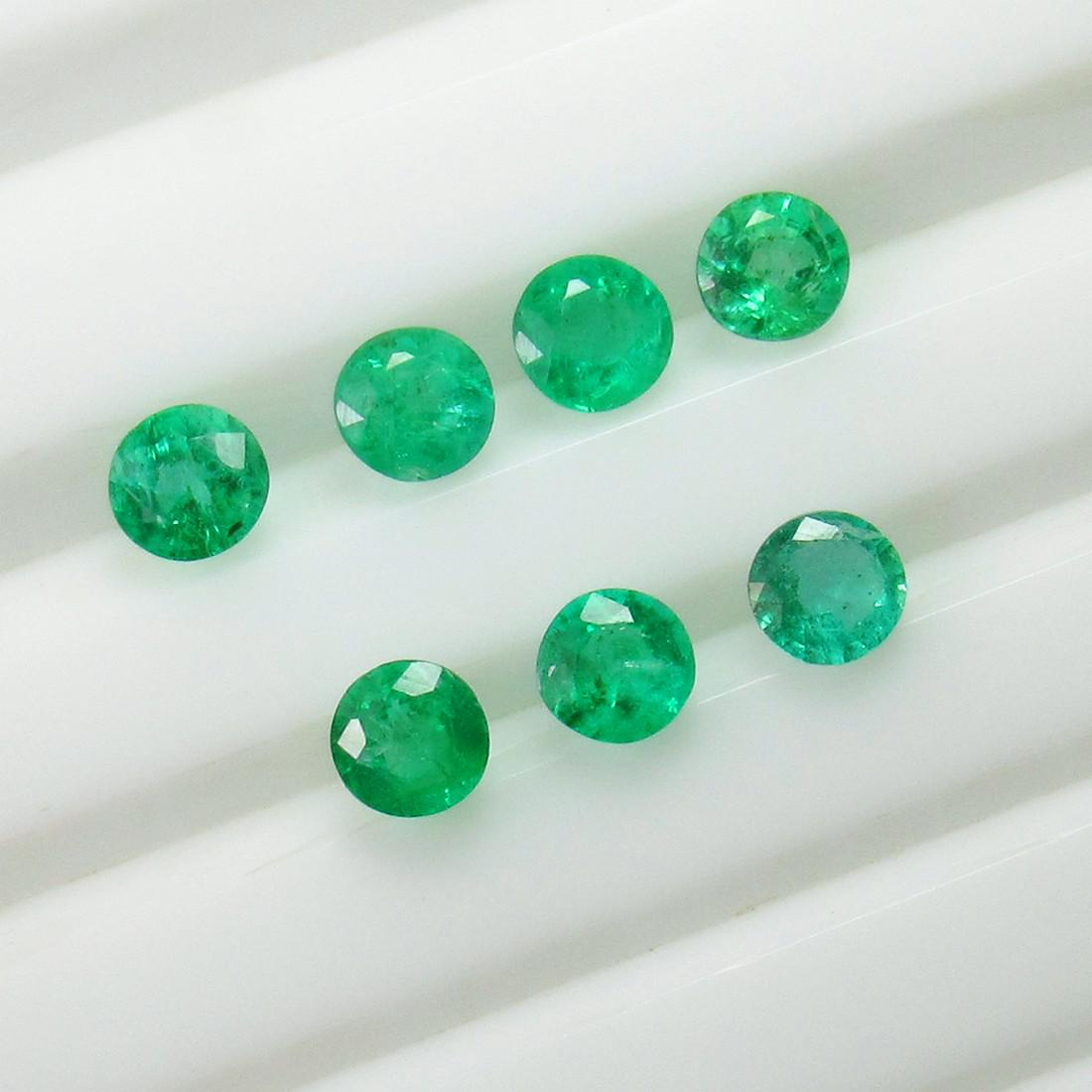 1.79 Ct Genuine 7 Zambian Emerald 4 mm Round Set (1 of 2)