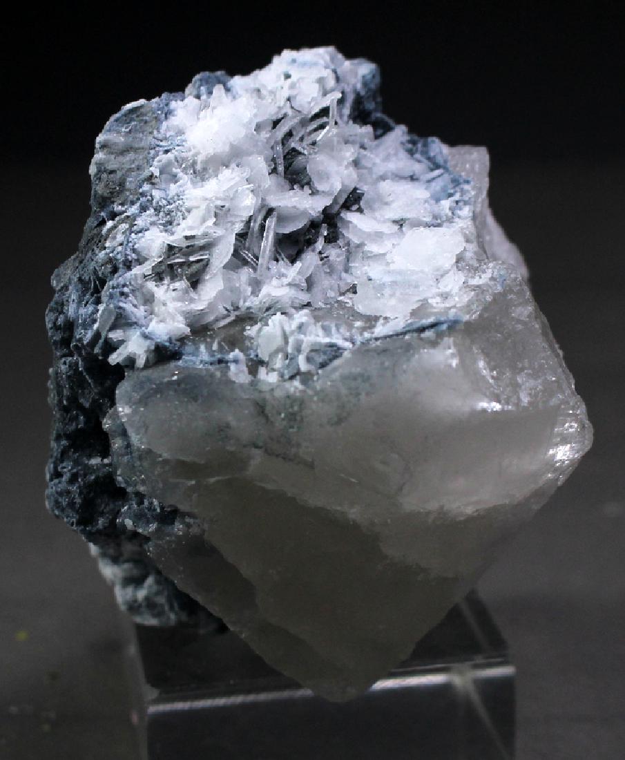 Very Extreme Rare Ceasium Bearing Vorobyevite Var Beryl: No Reserve! Title: Very Extreme Rare Ceasium Bearing Vorobyevite Var Beryl Specimen From Afghanistan Origin: Badakhshan Afghanistan Weight: 312 Grams Size/Dimensions: 7 x 7 x 7.5 cm presenting very Ex