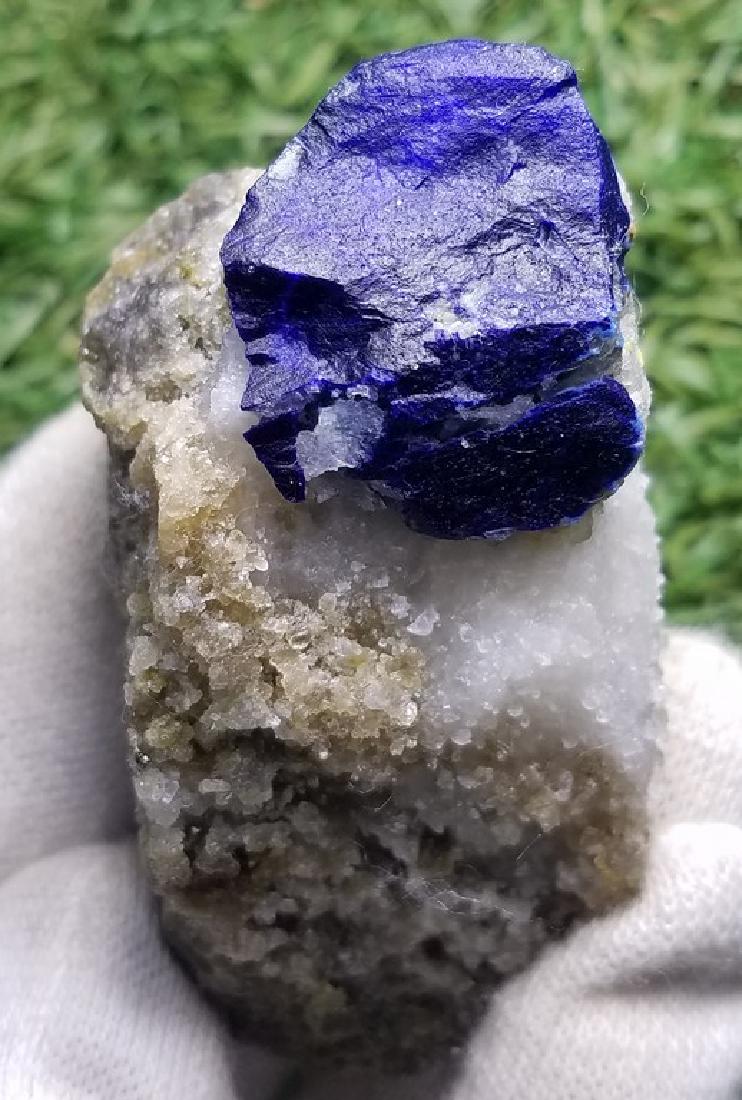 103 Grams Deep Blu Natural Lazurite Specimen Golden: Title: 103 Grams Deep Blu Natural Lazurite Specimen Golden Pyrite Gemstones: Lazurite Carat Weights: 103 Grams Size/Dimensions 71x40x36 MM Additional Info: Natural Reserve: $30.00 Shipping: Domestic: 