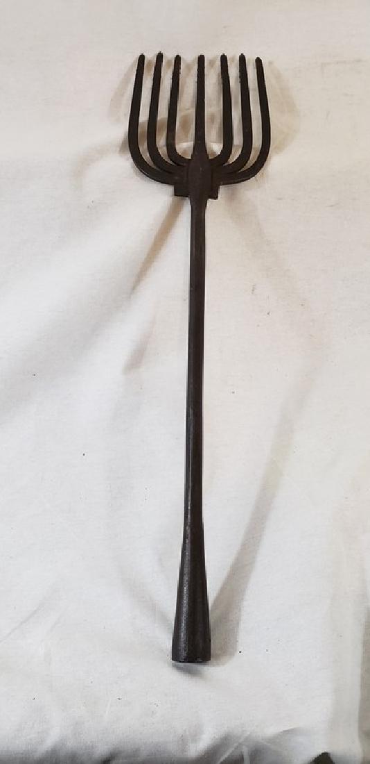 Wrought iron eel gig. Late 18th century. (1 of 5)