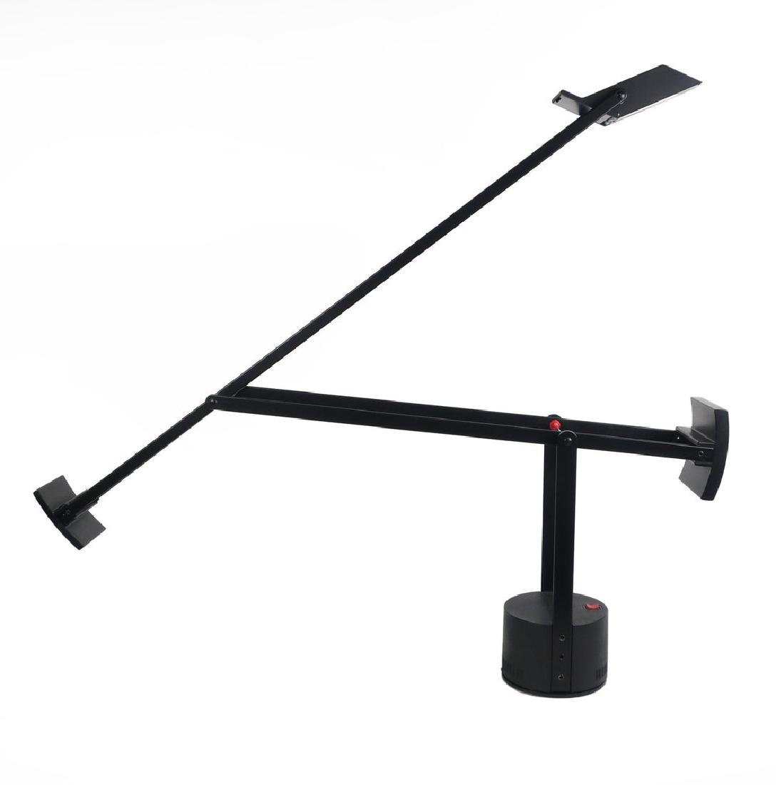 Tizio Lamp by Richard Sapper for Artemide (1 of 5)