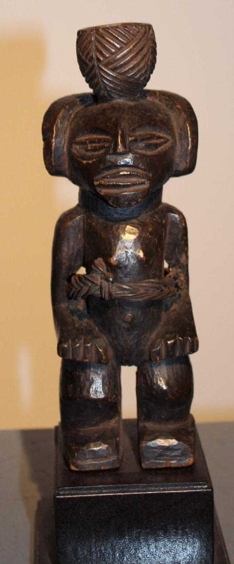 Snuff Tobacco for snuff Tshokwe: Title: Snuff Tobacco for snuff Tshokwe Origin: belgian collection Date/Period: 1935-1940 Material: wood Dimension: 7.87 inch Provenance: Belgian Collection. Acquired from the descendants of André Van