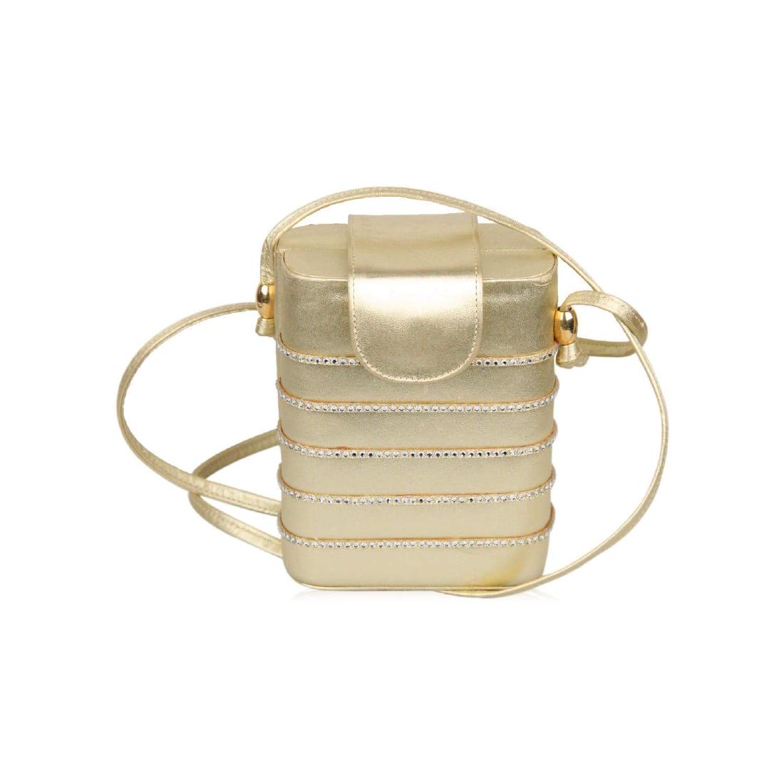 STUART WEITZMAN Gold Metal Leather Embellished Box: MATERIAL: Leather COLOR: Gold MODEL: Evening Bag GENDER: Women SIZE: Small CONDITION RATING: B :GOOD CONDITION - Some light wear of use CONDITION DETAILS: Minimal darkness on leather, a couple of miss