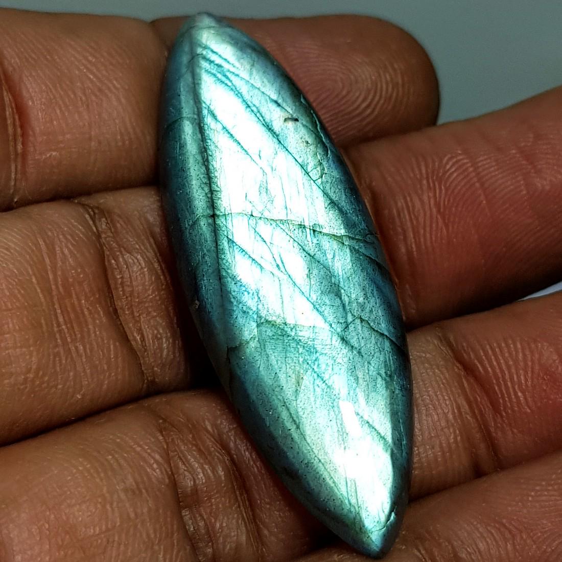 33.44 ct Natural Labradorite (1 of 5)