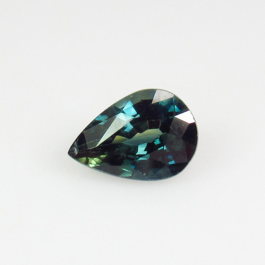 1.02 Ct Genuine Ceylon Bluish Green Sapphire Oval Cut (1 of 2)