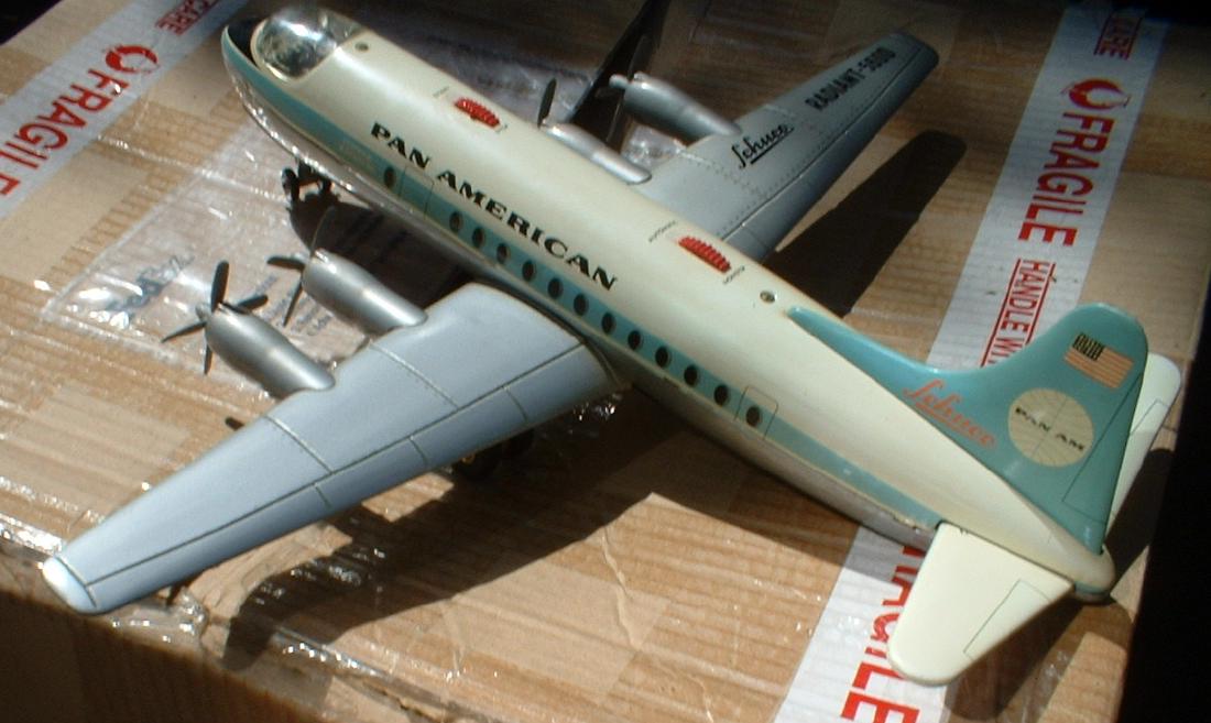 Schuco Controller no. 351 122 .: No Reserve! Schuco Controller no. 351 122 . Shipping: Domestic: Flat-rate of $10.00 to anywhere within the contiguous U.S. International: Flat-rate of $24.00 to anywhere in the world. Combined shippin