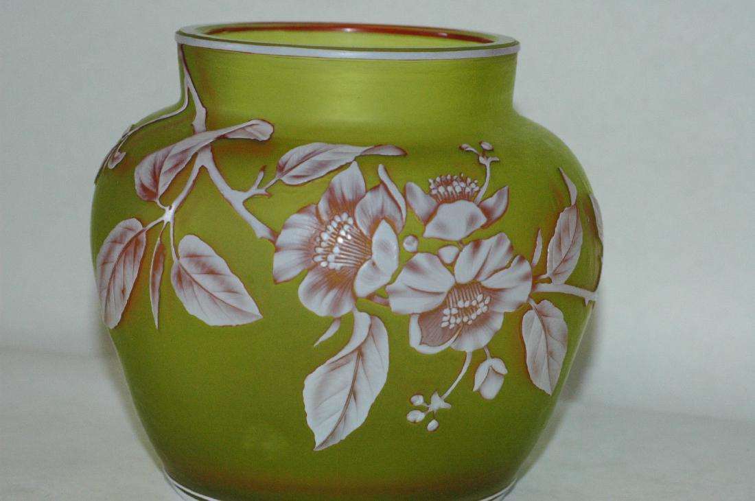 Thomas Webb Cameo Art galss Vase CIrca 1886: Beautiful Thomas Webb Cameo Glass vase white cut to pearl cut to green 5" tall x 4.5" wide has a internal crack running on the interior case from 3/4 of the way up the body down to the base and back u