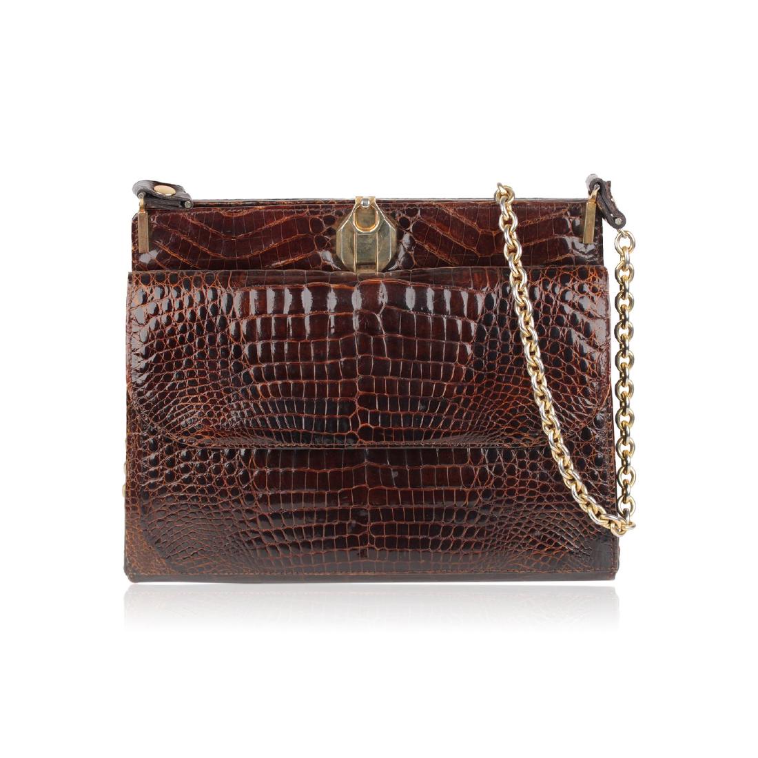 Unbranded Vintage Shoulder Bag with Chain Strap (1 of 12)