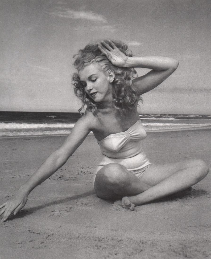 ANDRE DE DIENES - Marilyn Monroe (Norma Jean) 9: Artist: ANDRE DE DIENES Print Title: Marilyn Monroe (Norma Jean) 9 Medium: Photolitho Printed 1984 in the USA Image size (inches) approx. 12 x9” Andre De Dienes Dienes was a professional photographe