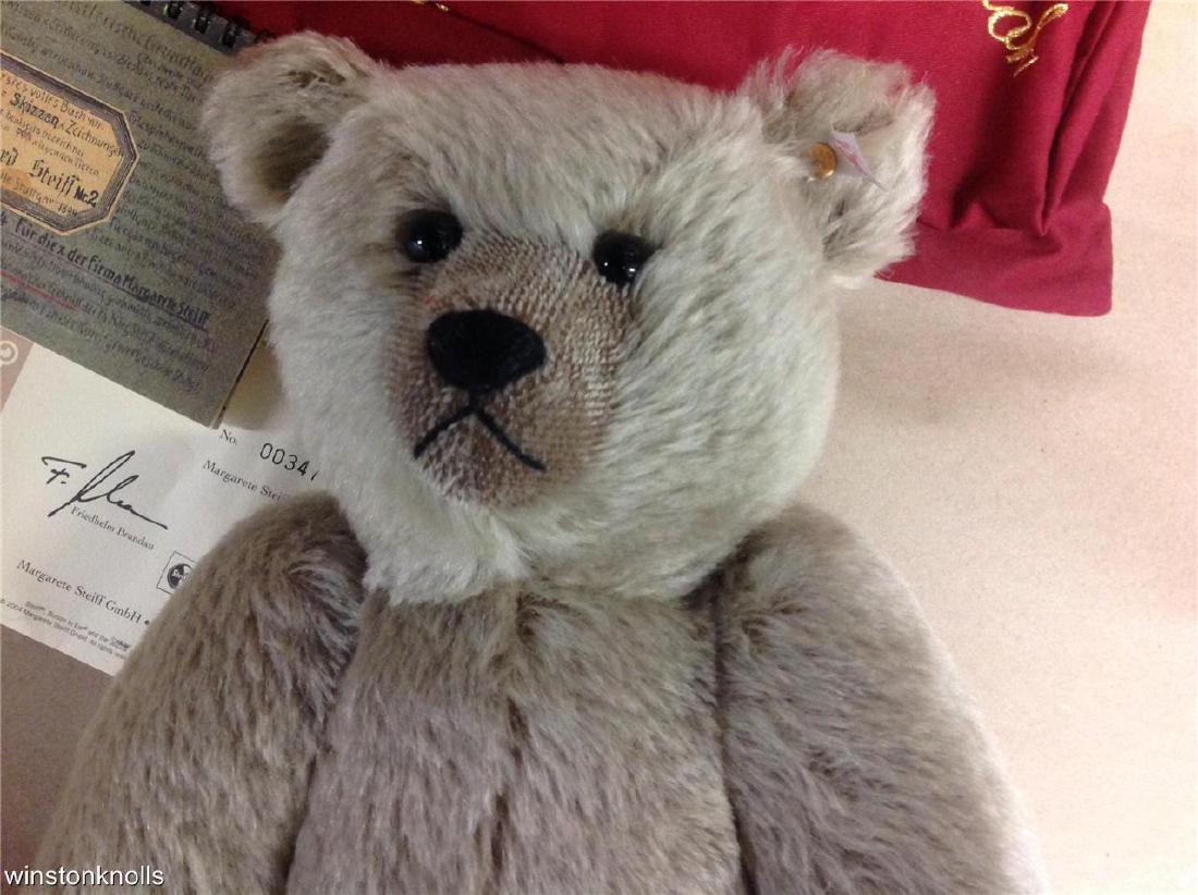 2005 STEIFF RICHARD AND HIS SKETCHBOOK THE TOY SHOPPE (1 of 7)