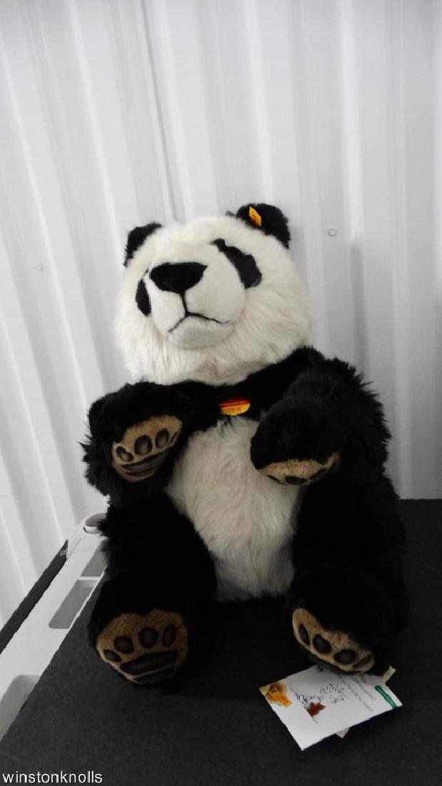 2005 STEIFF MANSCHLI PANDA BEAR 064821 SITTING FULLY (1 of 7)
