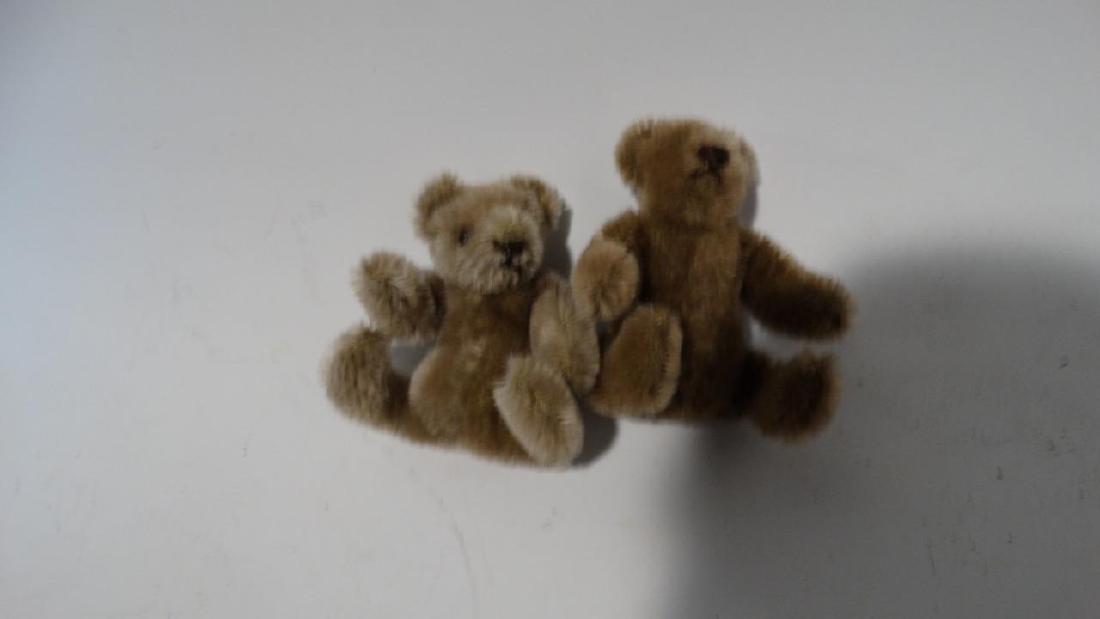 STEIFF MINIATURE TWINS GRAY TAUPE CARAMEL TEDDY ONE: STEIFF MINIATURE TWINS GRAY TAUPE CARAMEL TEDDY ONE WITH BUTTON ONLY in box STEIFF MINIATURE TWINS GRAY TAUPE CARAMEL TEDDY ONE WITH BUTTON ONLY in box Click images to enlarge Description STEIFF GRAY 