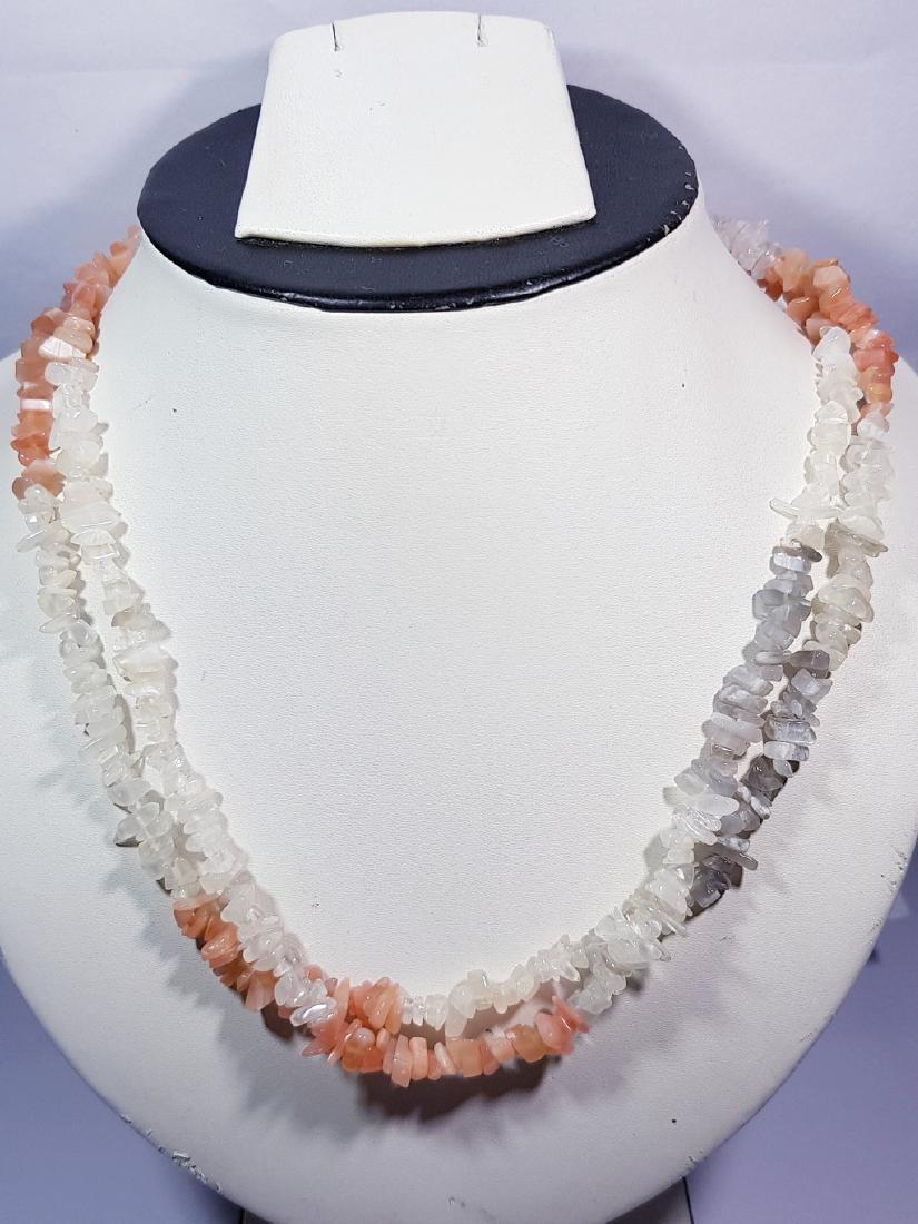192.20 ct 17inch Natural Fancy Moonstone Beads: No Reserve! Title: 192.20 ct 17inch Natural Fancy Moonstone Beads Color/Clarity: Opaque Gemstones: Gemstones Carat Weights: 192.2 Size/Dimensions: 4mm to 4.5mm Additional Information: Fancy - Shippi