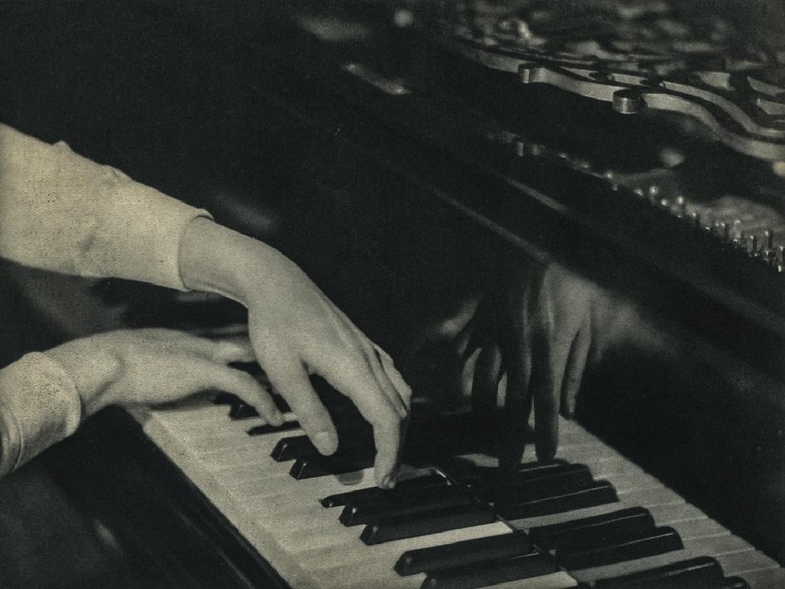 LAURE ALBIN GUILLOT - Playing Piano (1 of 1)