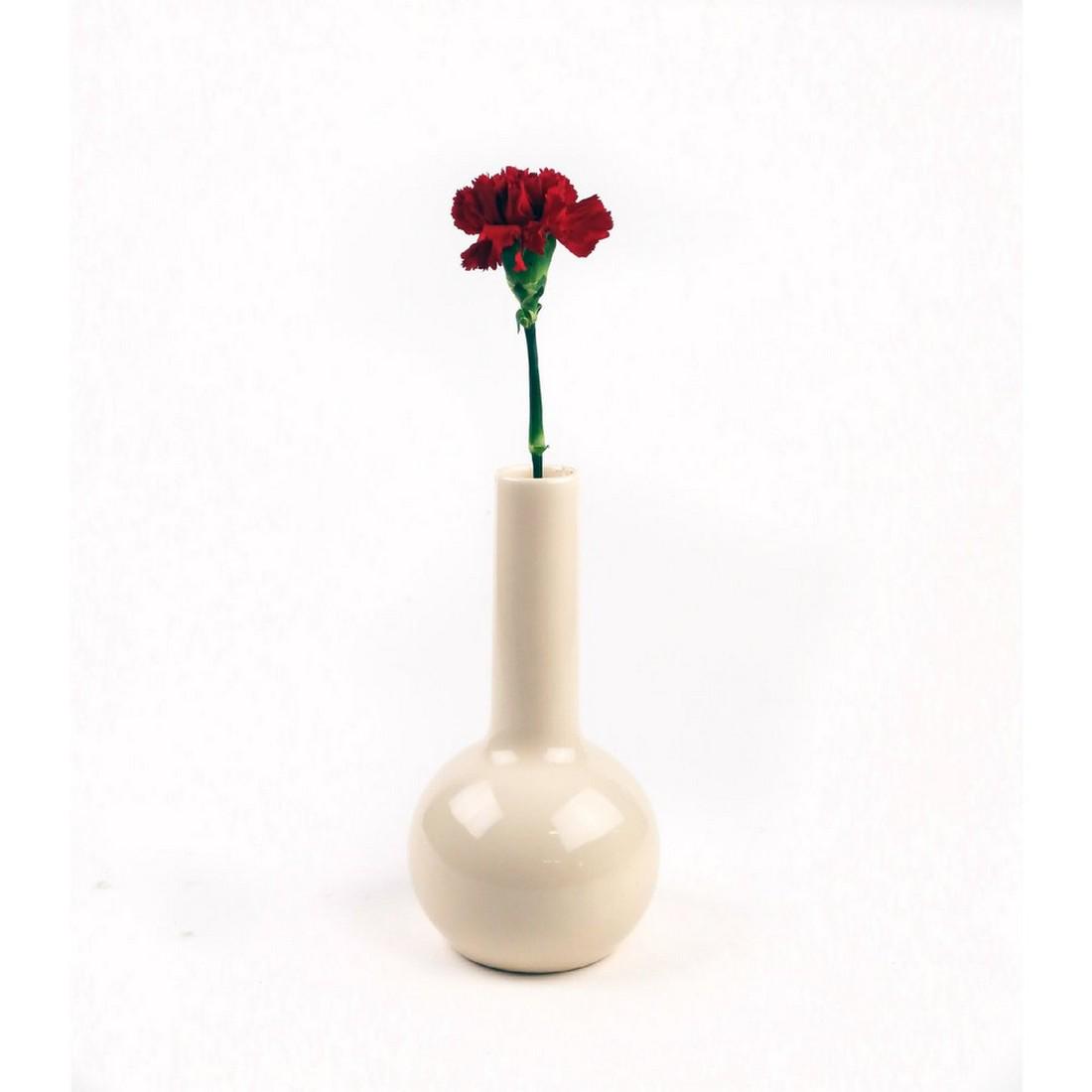 1980s Haeger Cream Fat Bottom Vase: A charming vintage 1980s Haeger ceramic vase with a cream glaze, fat bottom, and skinny stem. Missing paper label but is clearly Haeger. Fits beautifully with vintage and contemporary interiors.; 5" x
