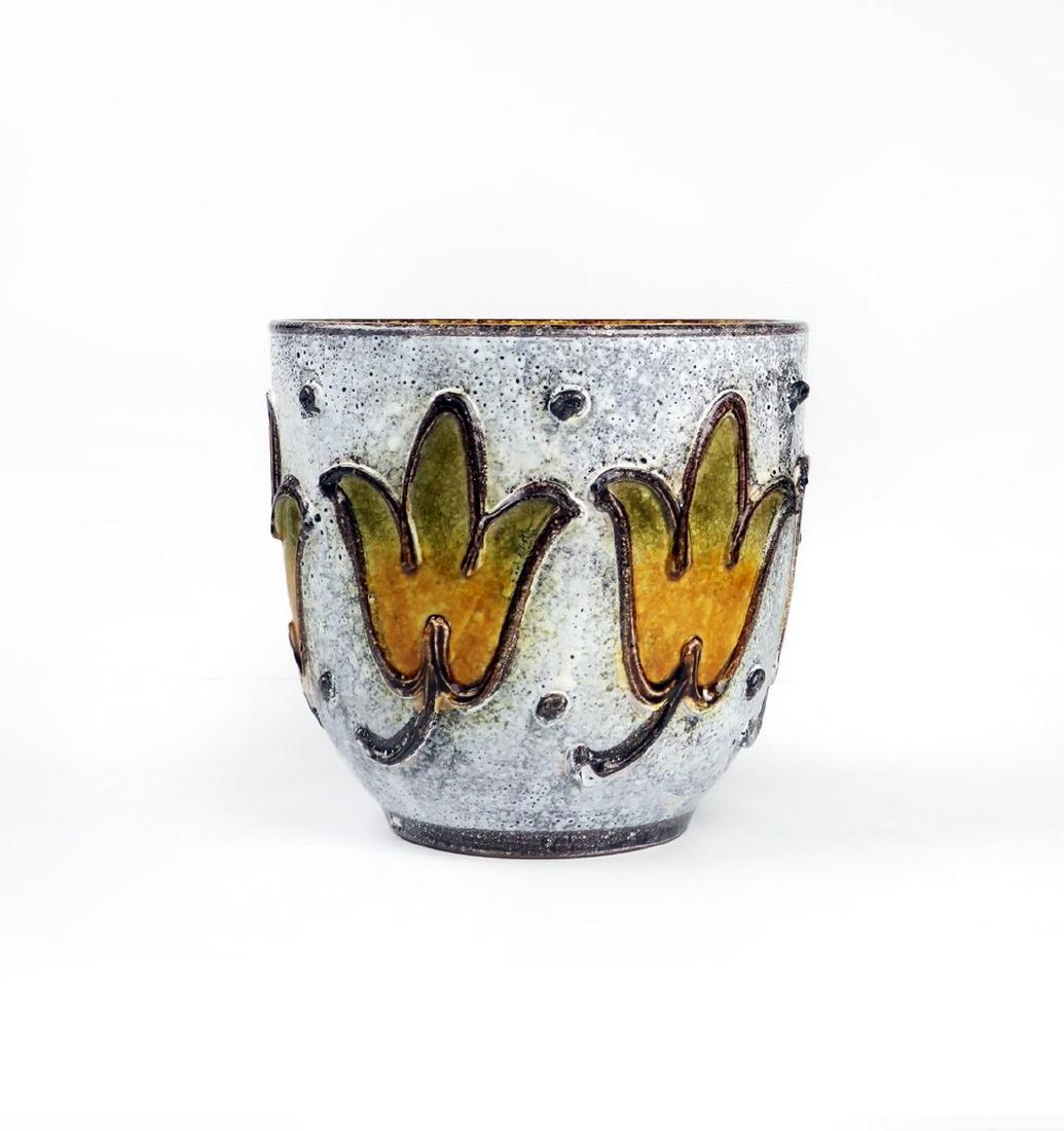 Large Italian Ceramic Planter: A large hand painted ceramic planter in the style of Bitossi, Raymor, and Rosenthal Netter. White lava glaze over a dark base glaze with applied flowers and decorative elements. Beautifully hand paint