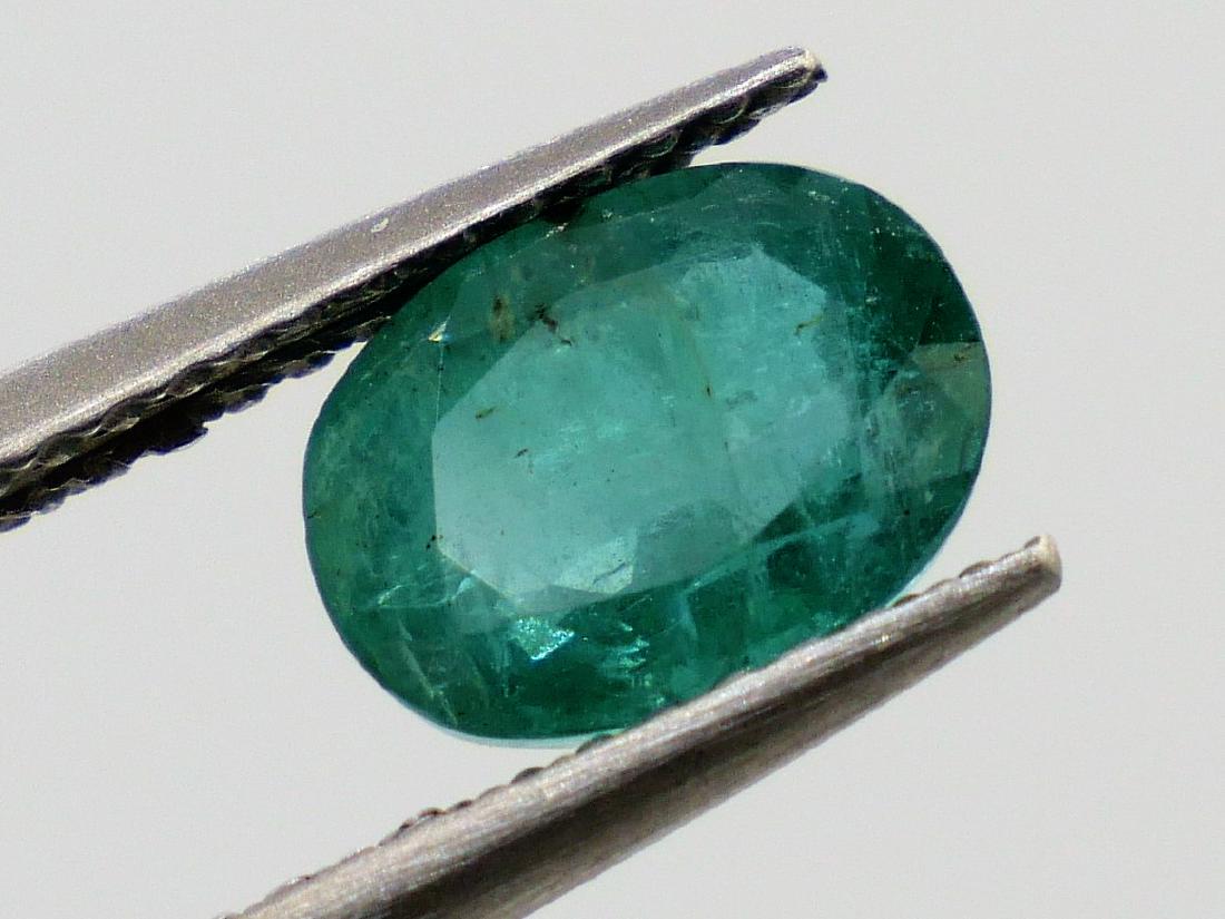 Emerald of 1.43 ct **Intense Green** (1 of 3)